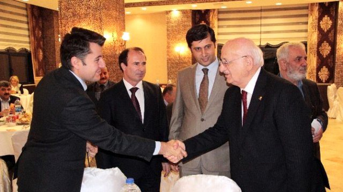 AK Parti\'li Kahraman: "Seçimler Gelince, Kritik Günler Olunca Provokasyonlar Yapılıyor"