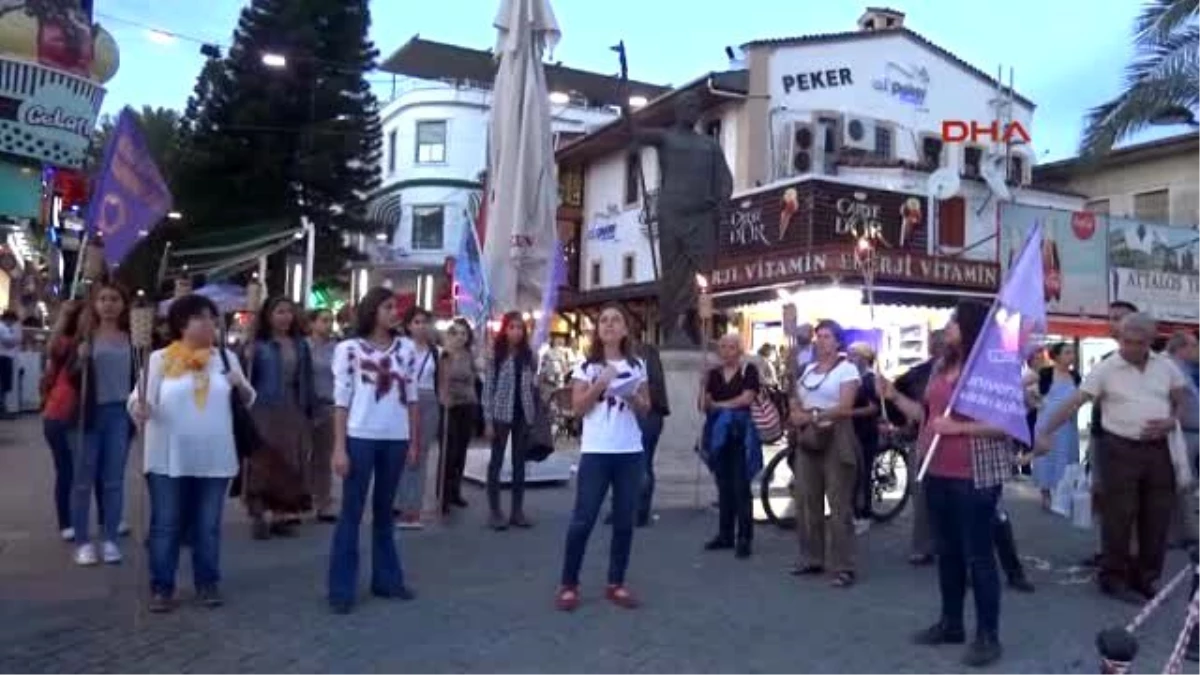 Antalya Kadınlardan Barış Yürüyüşü