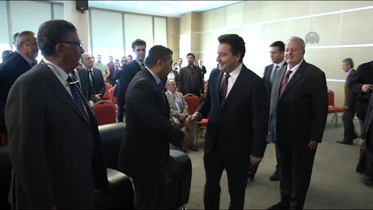Babacan: "Tüm Olumsuzluklara Rağmen Ekonominin Çarkları Dönmeye Devam Ediyor"