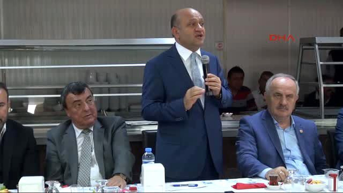 Bakan Işık, İzmit\'te Sanayi Esnafına Yerli Otoyu Anlattı -1