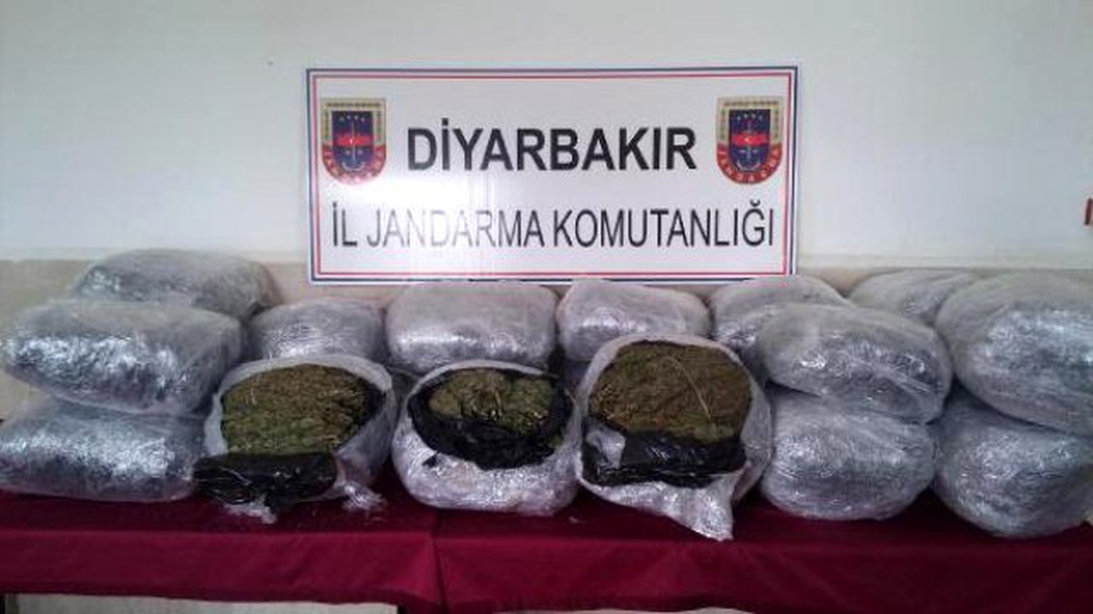 Diyarbakır\'da 134.5 Kilo Esrar Ele Geçirildi