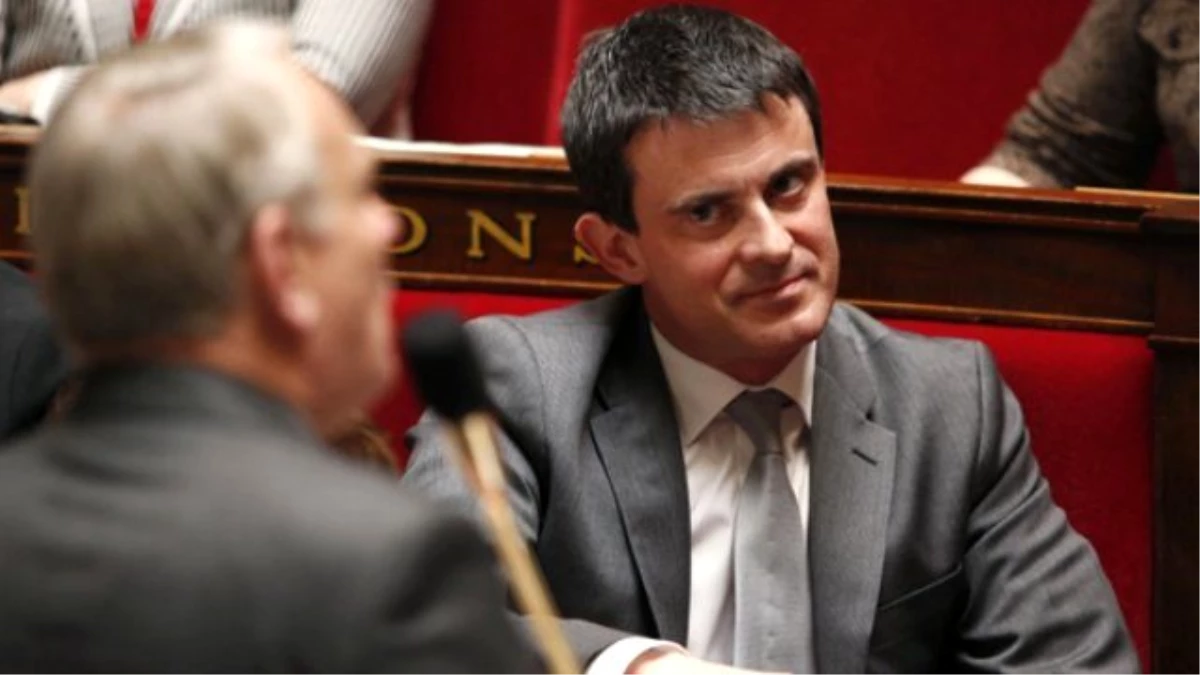 Fransa Başbakanı Valls, Barcelona\'ya Ligue 1 Kapısını Araladı