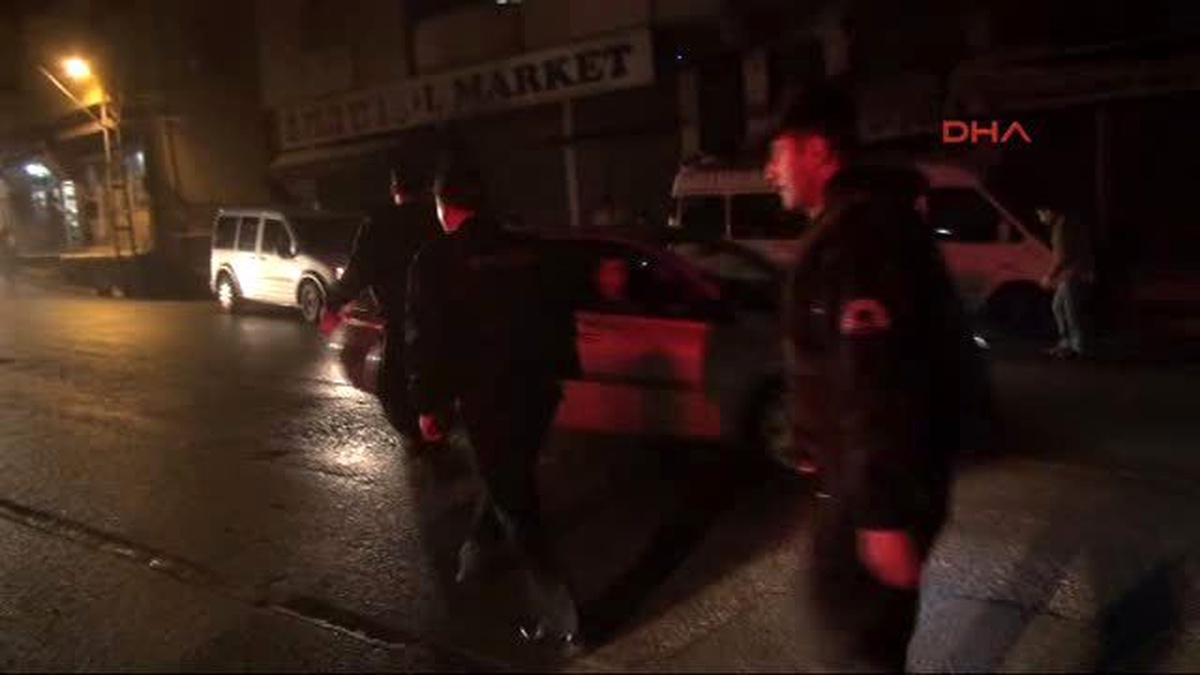 Gaziantep\'te Silahlı Saldırıya Uğrayan Komiser Ağır Yaralandı