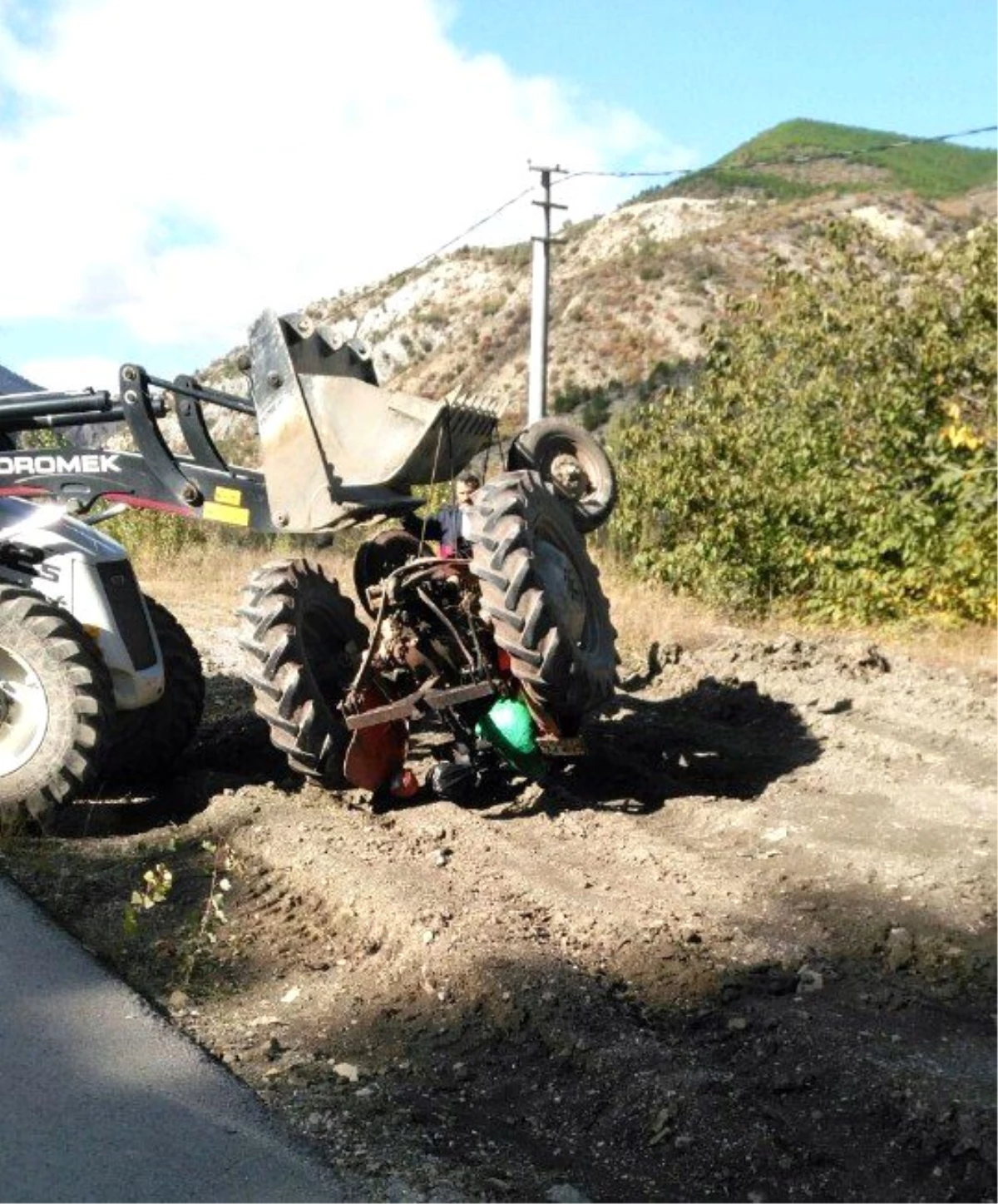 İskilip\'ta Traktör Kazası: 1 Yaralı