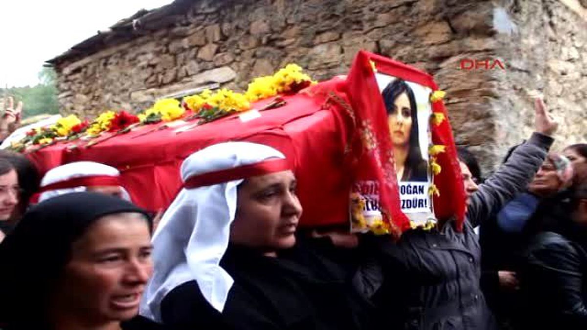 Kahramanmaraş - Dilek Doğan, Afşin\'de Son Yolculuğuna Uğurlandı -1