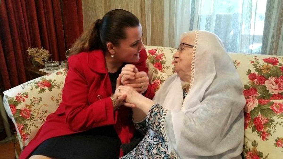 Kaplan\'dan Leyla Atakan\'ın Kuzenine Ziyaret