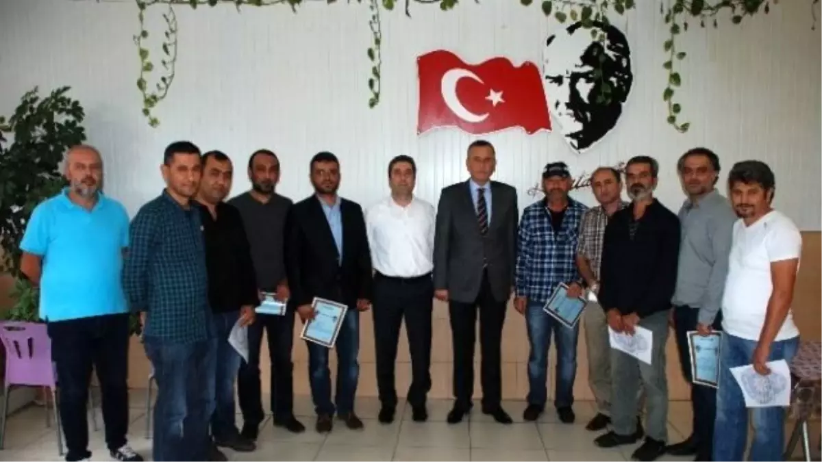 Manavgat'ta Başarılı Polislere Takdir Belgesi