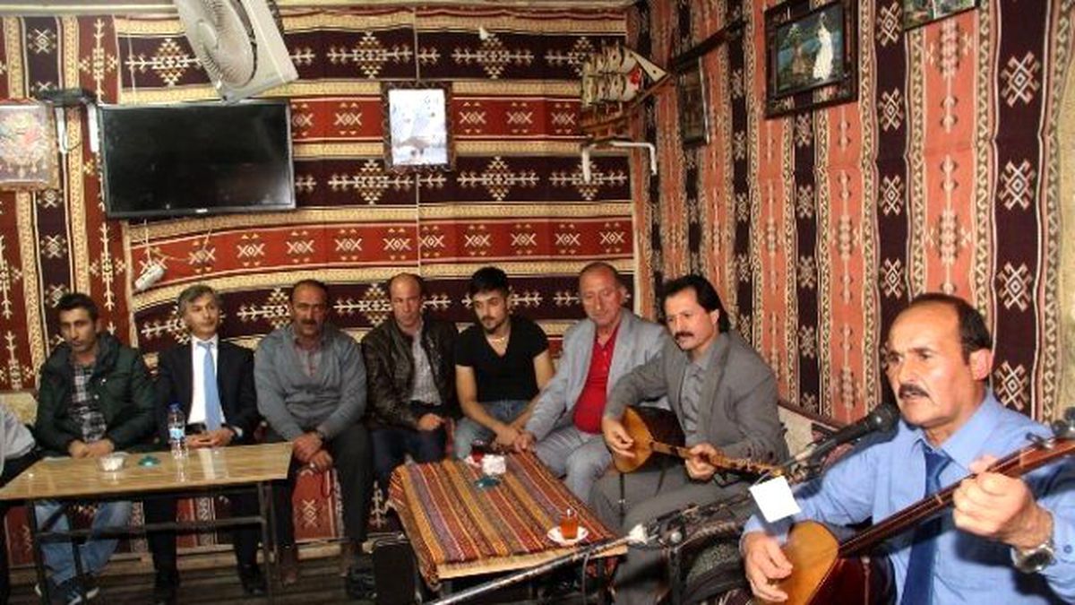 Oltu\'da Aşık Geceleri Başladı