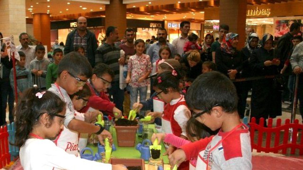 Piazza\'nın Küçük Mucitlerinden Yeni Deneyler