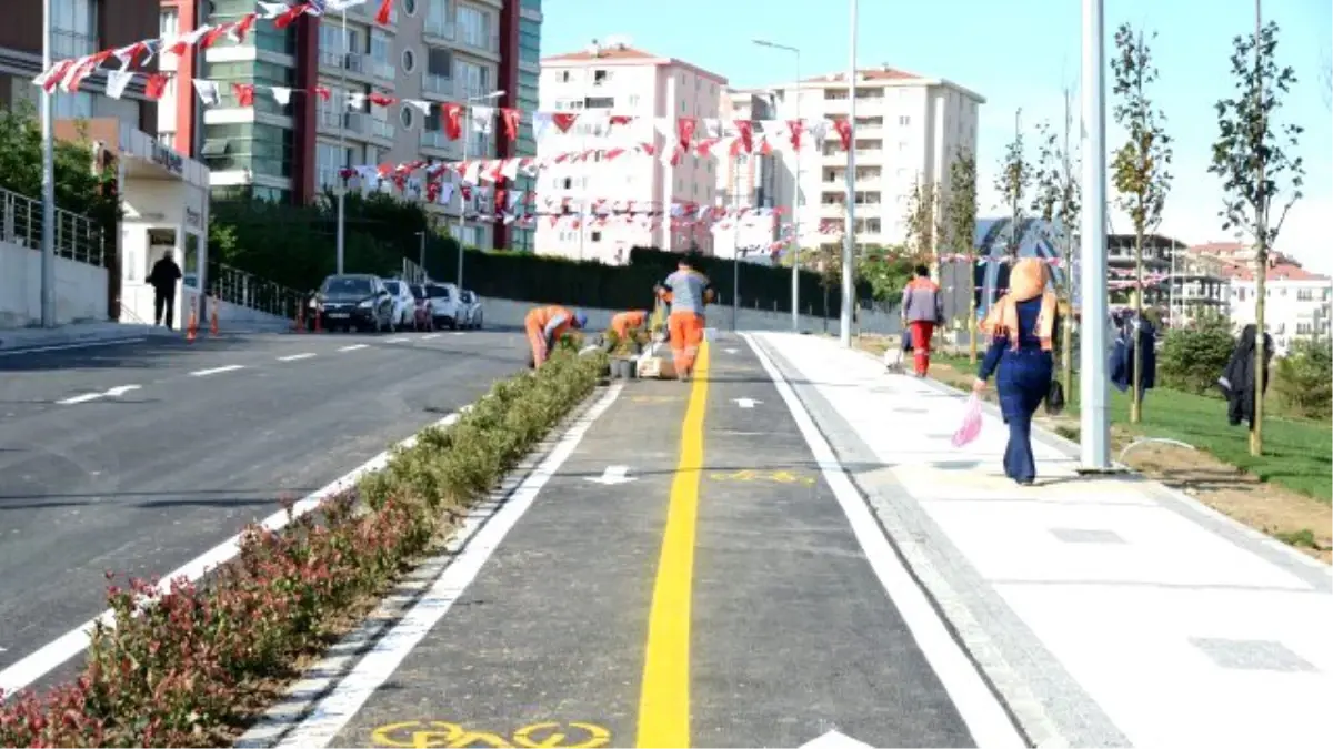 Trafiği Rahatlatacak Kışla Caddesi Hizmete Açıldı