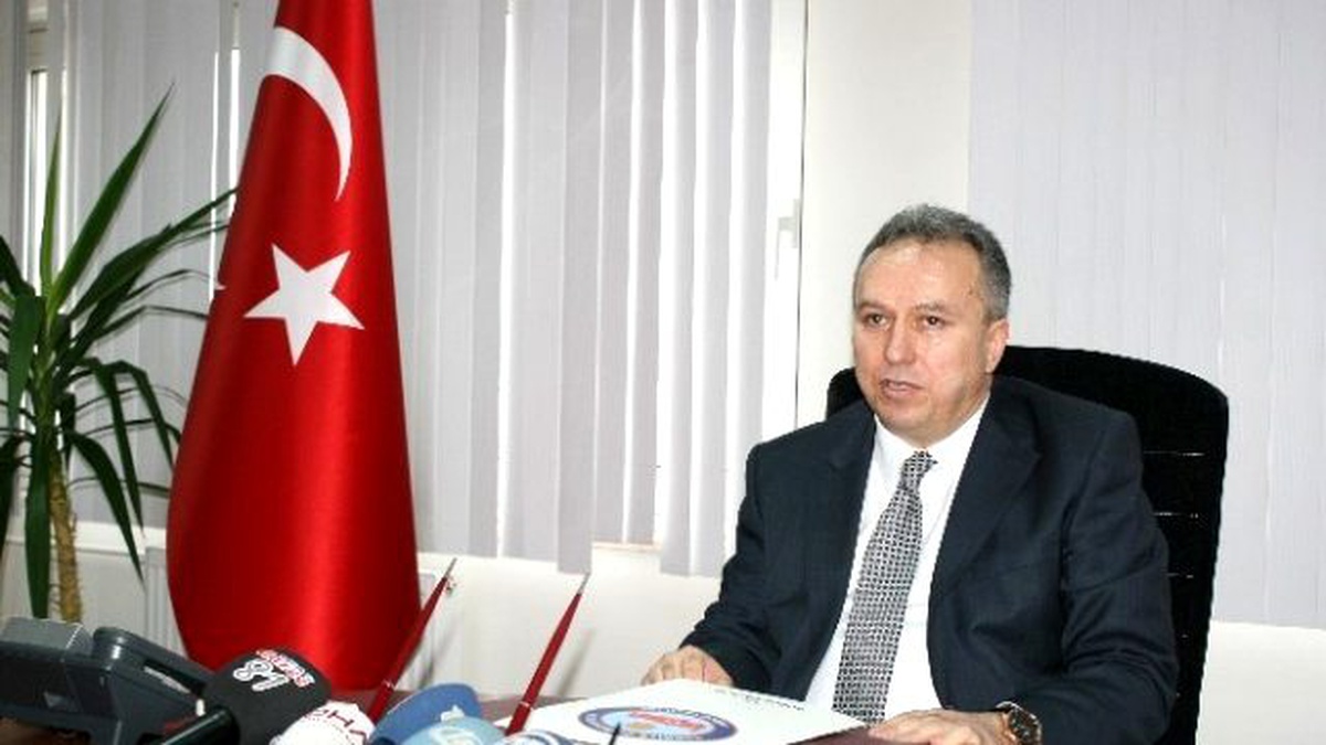 Vali Ali Fidan 29 Ekim Cumhuriyet Bayramını Kutladı
