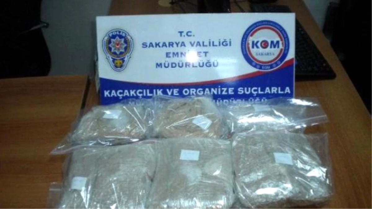 Yolcu Otobüsünde 4.5 Kilo Eroin Ele Geçirildi