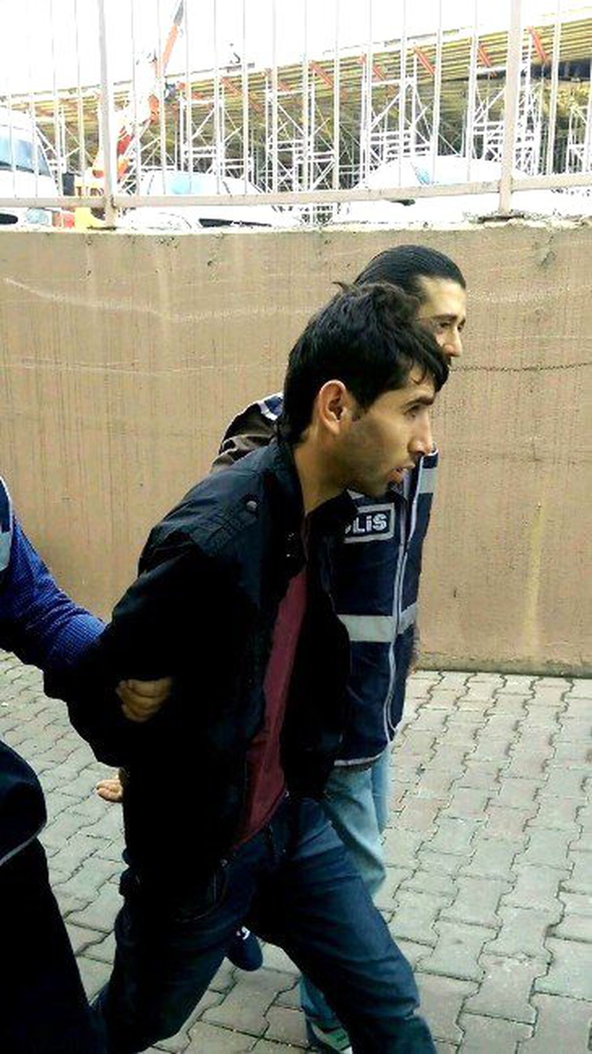 Yolcu Otobüsünde 4 Kilo Esrar Ele Geçirildi
