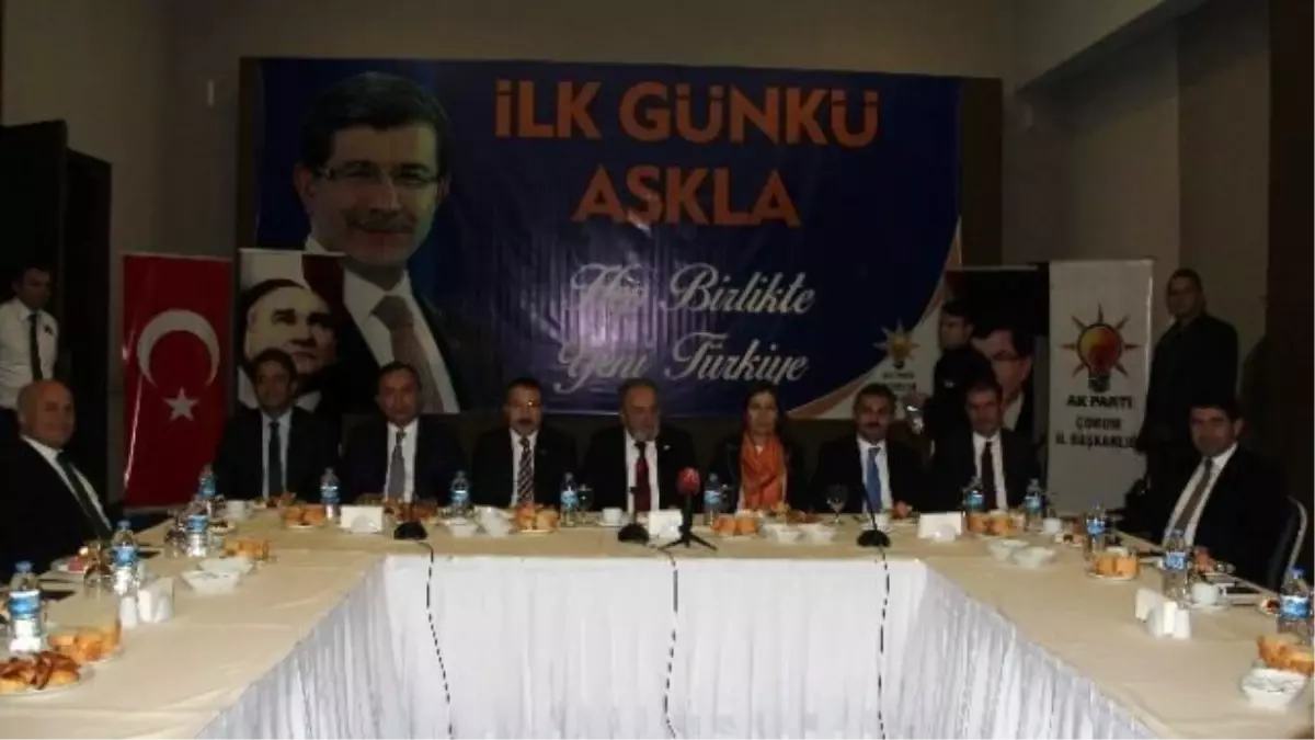 AK Parti Teşkilatları Gazetecilerle Bir Araya Geldi