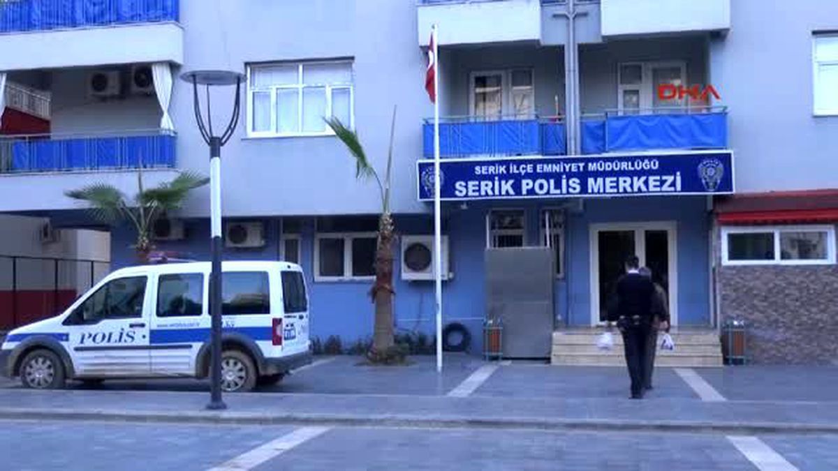 Antalya G-20\' de Protestoculara Gözaltı İçin Kapalı Spor Salonu Hazırlandı