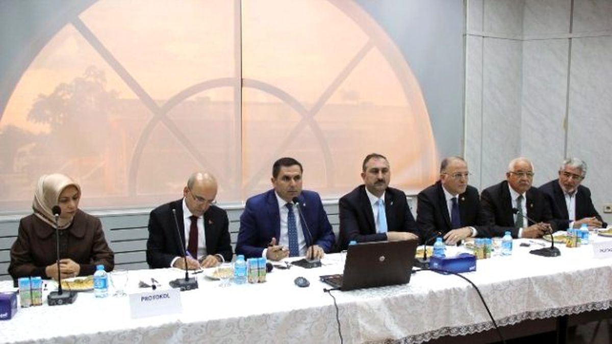 Bakan Şimşek Günün İlk Buğday Satışını Yaptı