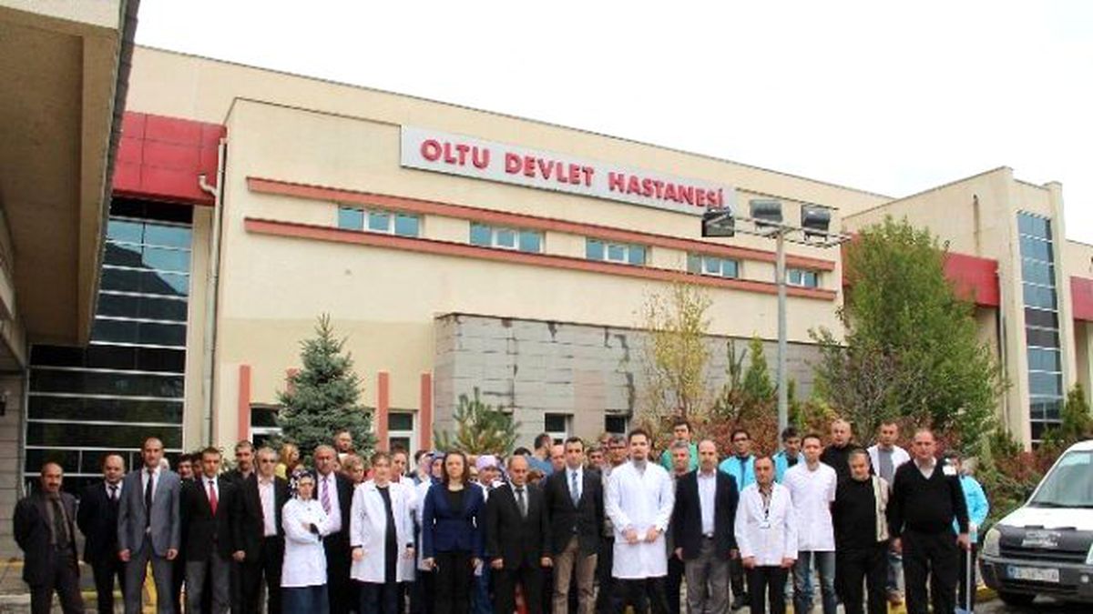 Başhekim Özcan: "Terör Değil Şifa Veren Eller Kazanacak"