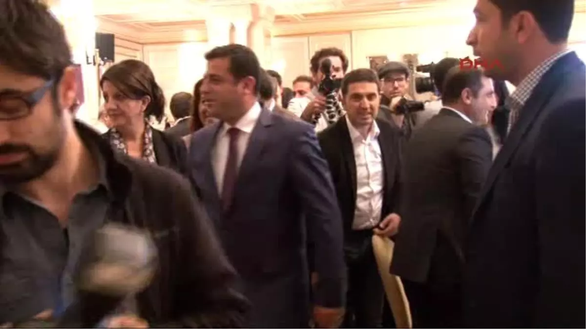 Demirtaş 1 Kasım\'da Sizi Tepetaklak Yine Düşüreceğiz