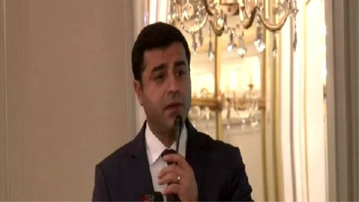 Demirtaş: 1 Kasım\'da Sizi Tepetaklak Yine Düşüreceğiz