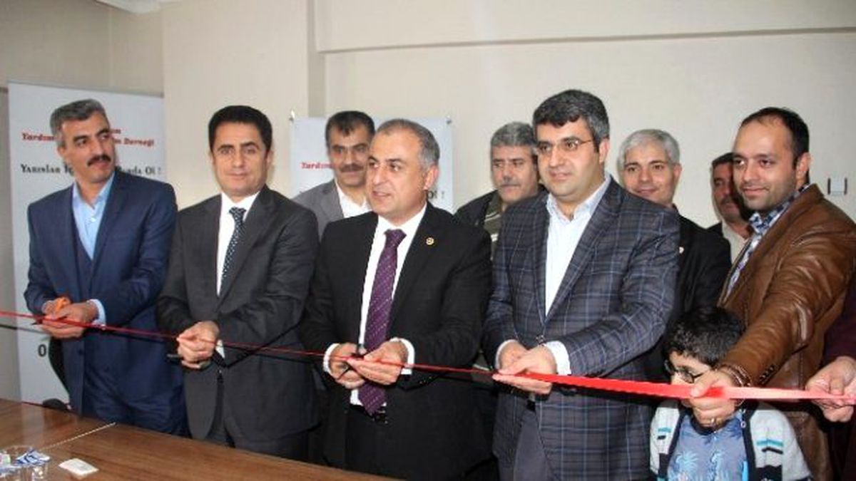 Elazığ\'da İhtiyaç Sahiplerinin Ücretsiz Yararlanabileceği Mağaza Açıldı