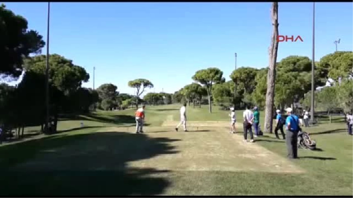 Golfün Ustaları Amatörlerle Yarıştı
