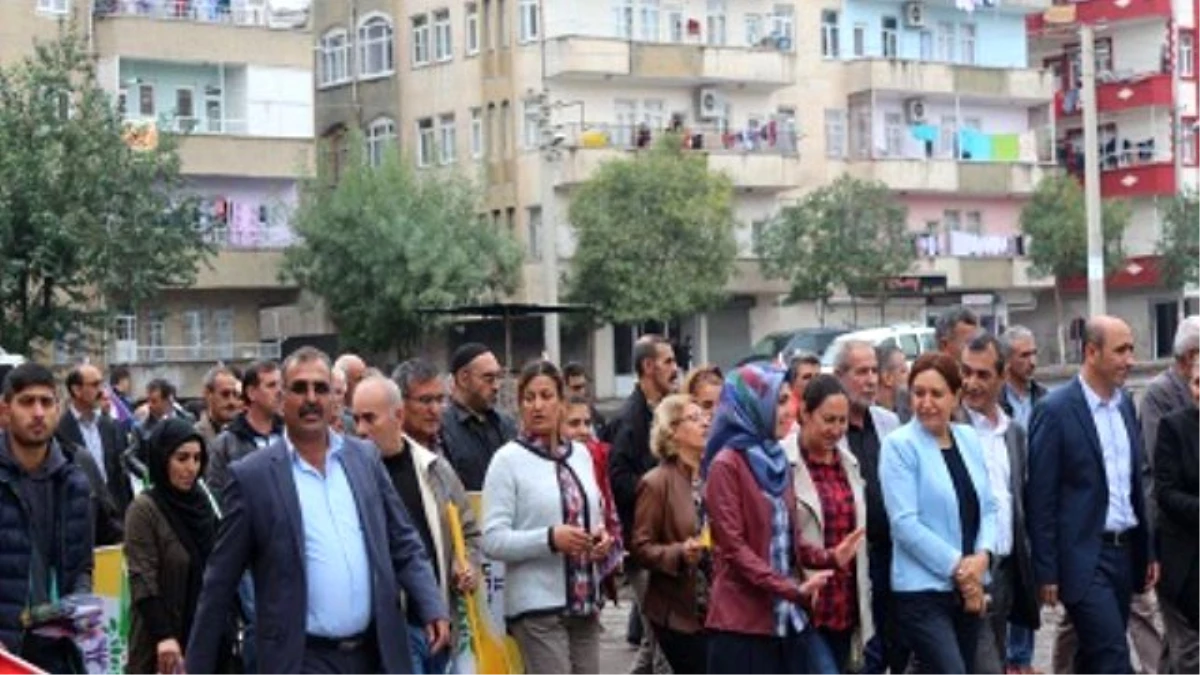 HDP Bağlar\'da Yürüyüş Düzenledi