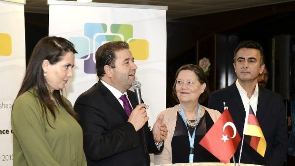 İki Kıtanın Ortasında Kardeşliğe Yelken Açtılar