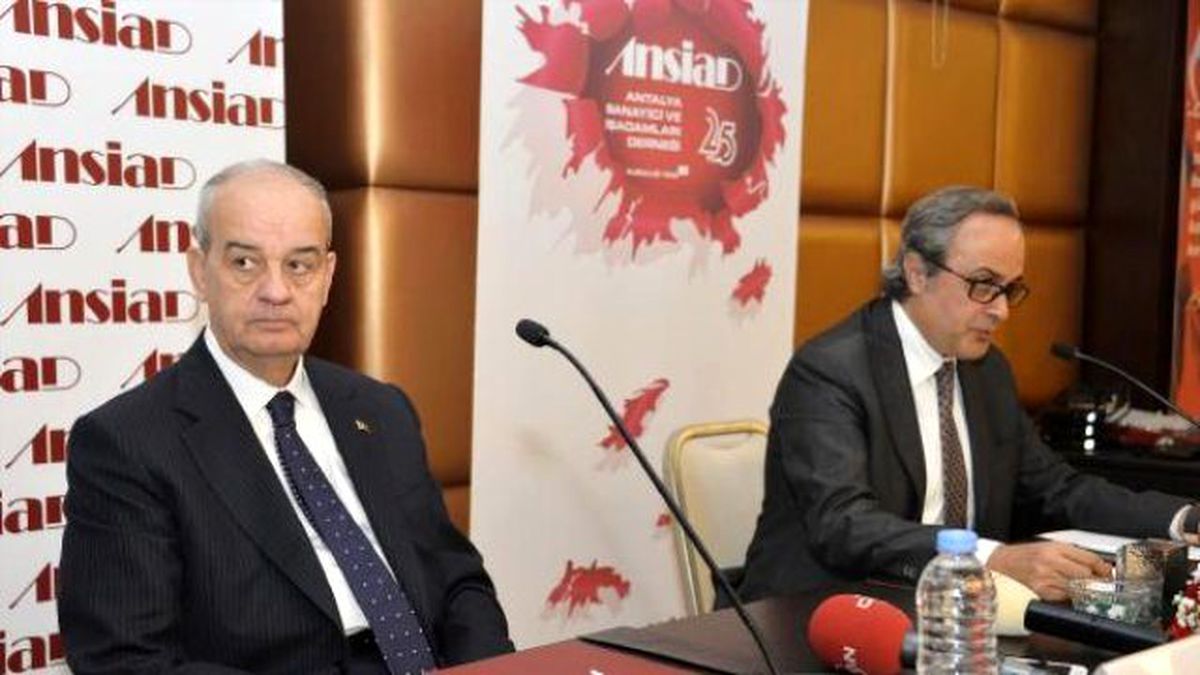 İlker Başbuğ: \'Kozmik Oda\' Verdiğim Doğru Kararlardan Biri