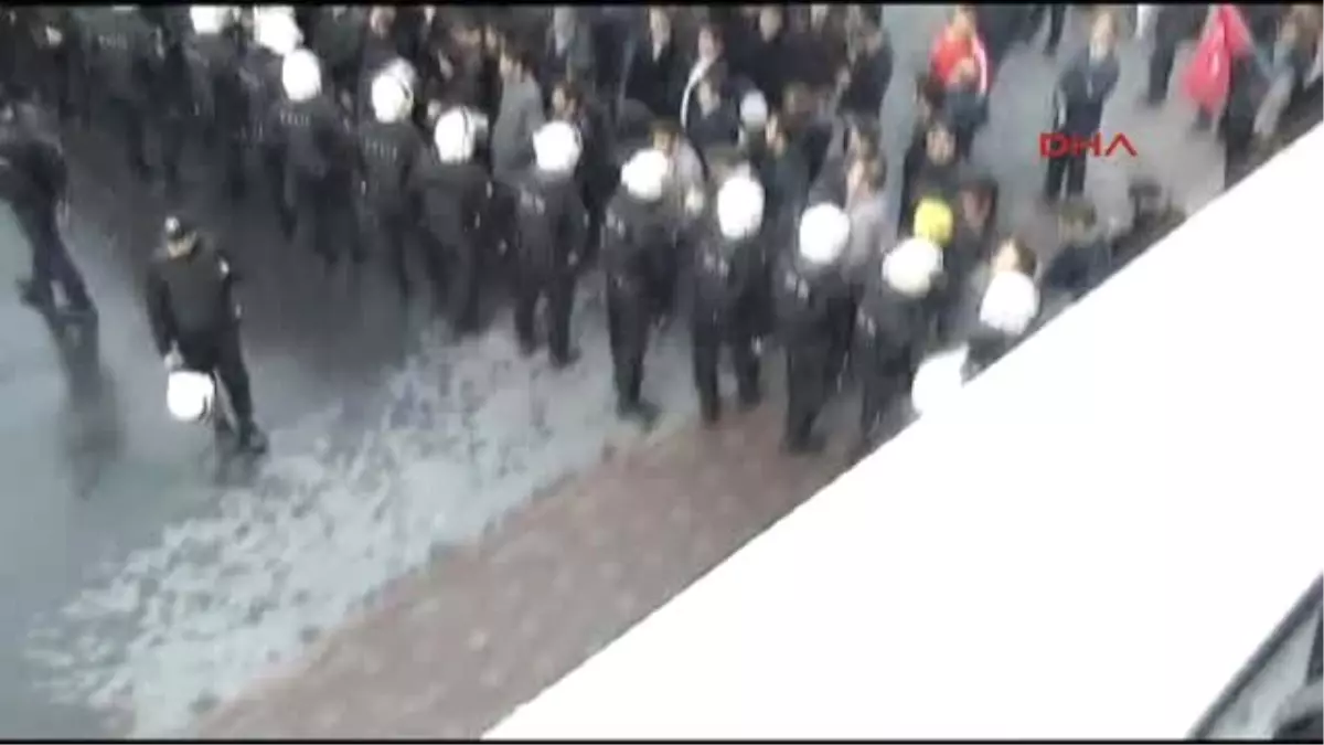 Kanaltürk Binası Önünde Polis Müdahalesi