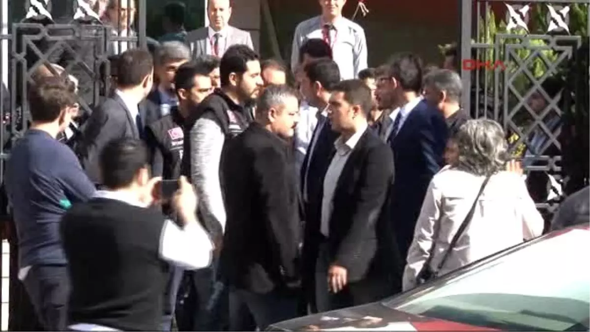 Kanaltürk Binasına Gelen Demirtaş: Hükümet Çıkıp Milletin Malına Mülküne El Koyamaz