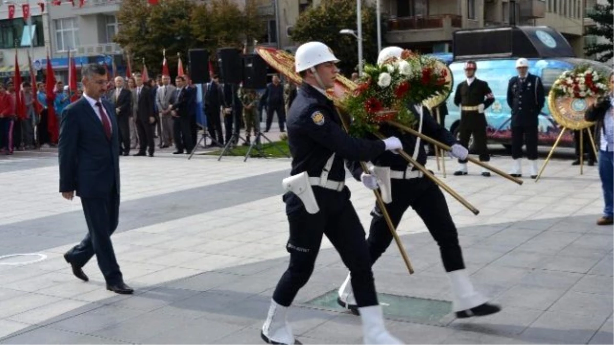 Manisa\'da Cumhuriyet Bayramı Kutlamaları