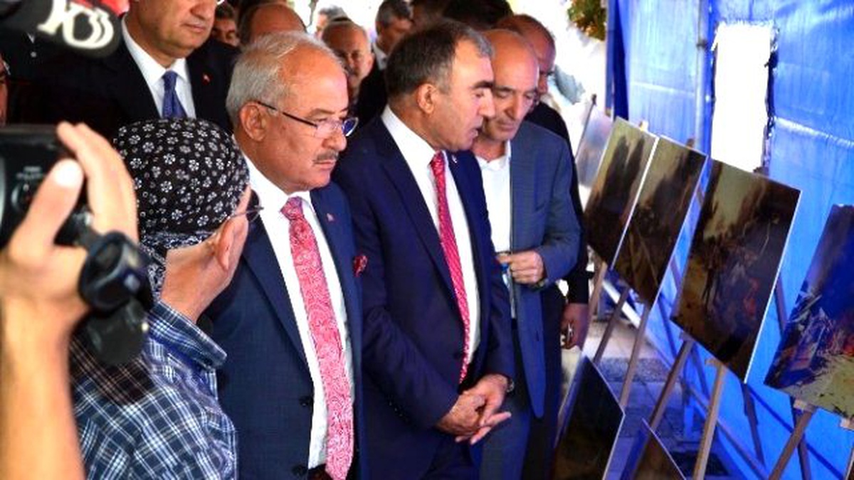 Mersin Büyükşehir Belediyesi\'nden "Savaşa Hayır" Fotoğraf Sergisi