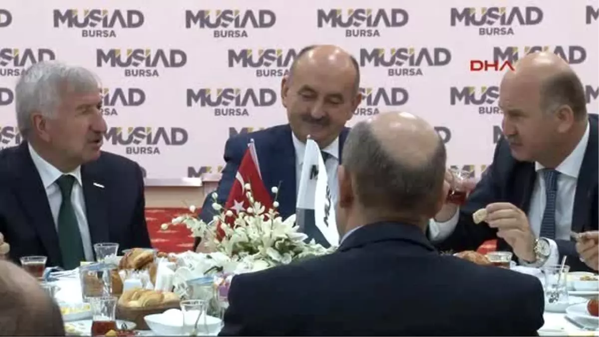 Müezzinoğlu: "Nerede İş Dünyası?"