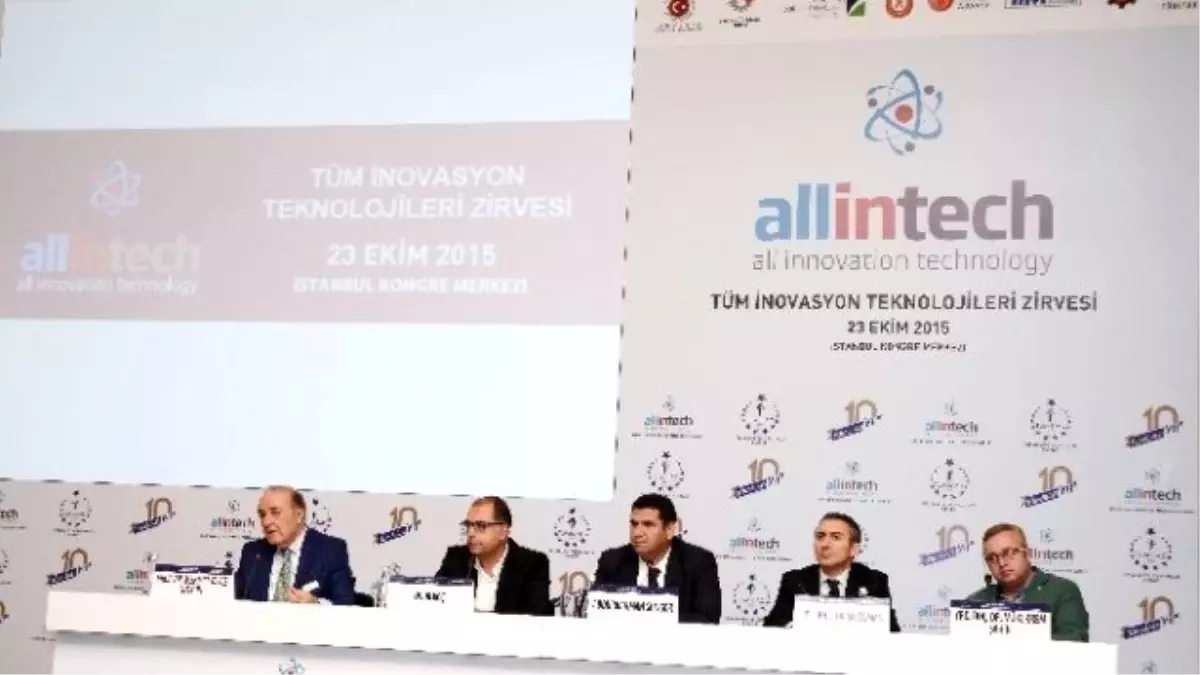 Rektör Prof. Dr. Yavuz Coşkun\'un Moderatörlüğünde "Üniversitelerde Ar-Ge ve İnovasyon" Temalı Panel...