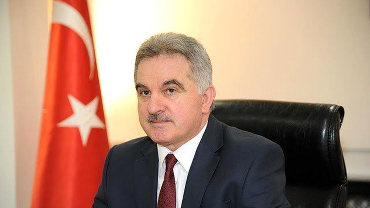 Saü Rektörü Prof. Dr. Muzaffer Elmas\'tan 29 Ekim Mesajı