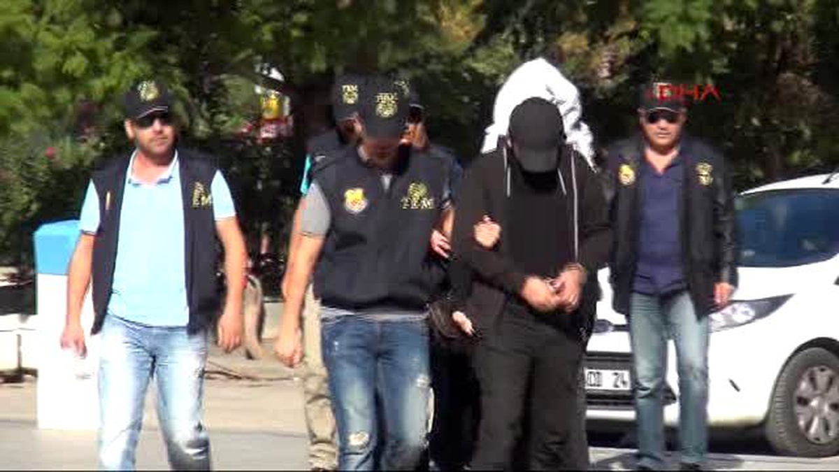 Antalya - Suriye\'ye Gidemeden Yakalandılar