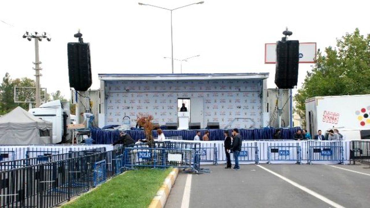Başbakan'ın Miting Yeri Değiştirildi