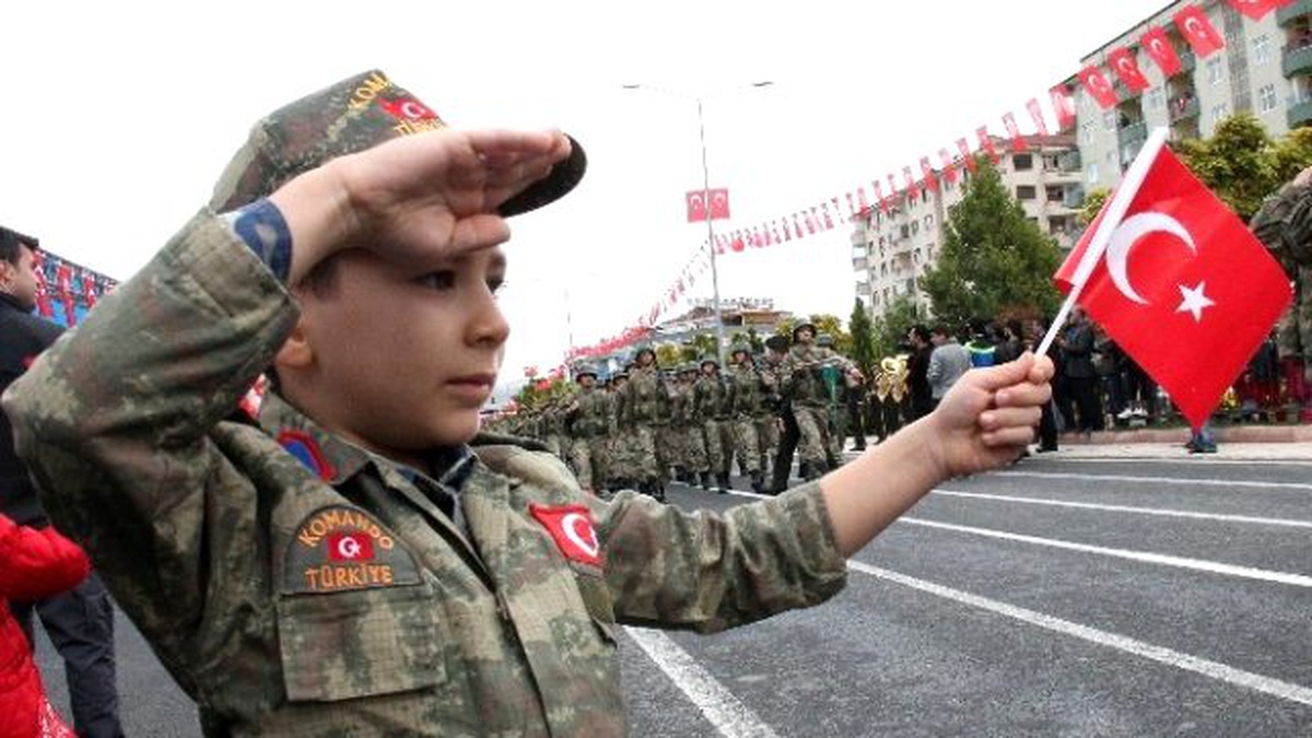 Elazığ\'da 29 Ekim Cumhuriyet Bayramı Coşkuyla Kutlandı