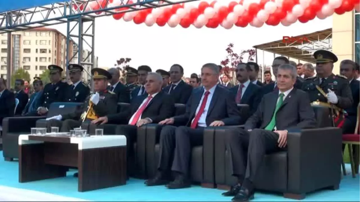 Elazığ\'da Renkli ve Coşkulu Kutlama