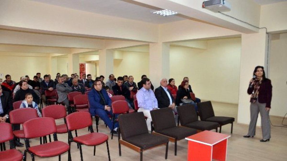 Hanönü\'de Sandık Başkanlarına Seçim Eğitim Semineri Verildi