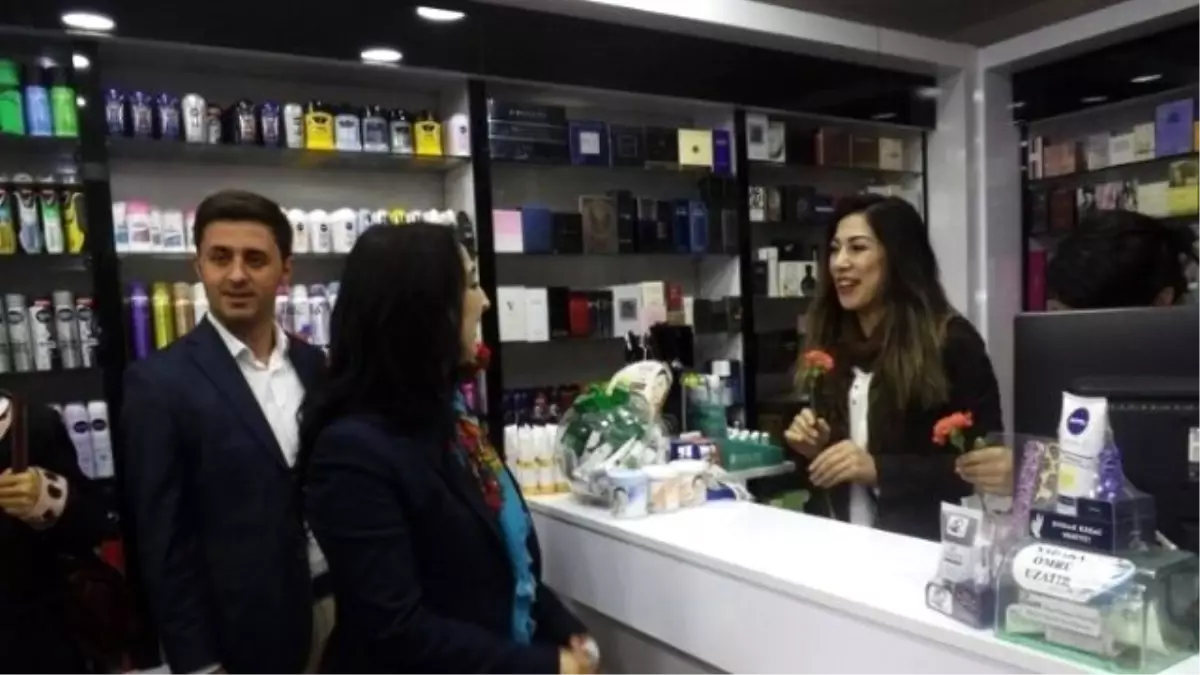 Hdp Eş Genel Başkanı Yüksekdağ\'ın Van Ziyareti