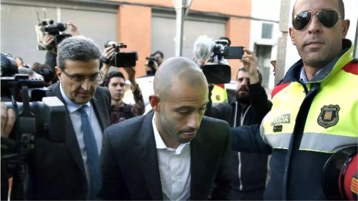 Mascherano, Vergi Kaçırdığı Yönündeki Suçlamaları Kabul Etti