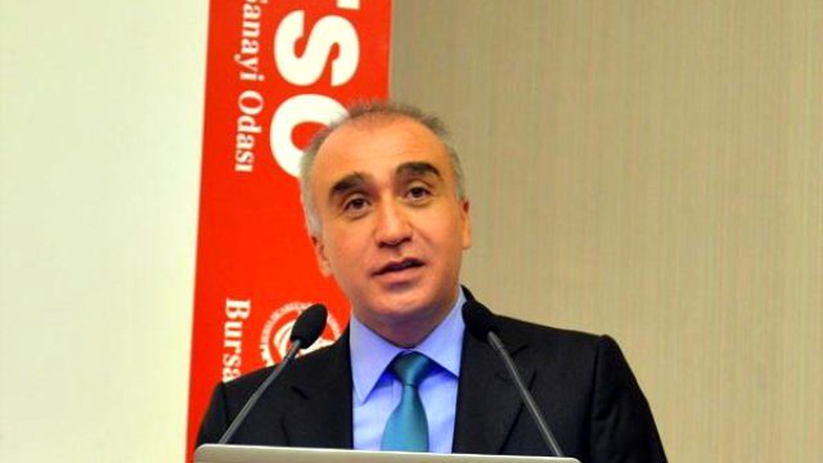 Prof.dr. Yıldız; \'Türkiye\'de Atlar Spor ve Yarış Amacıyla Yetiştiriliyor\'