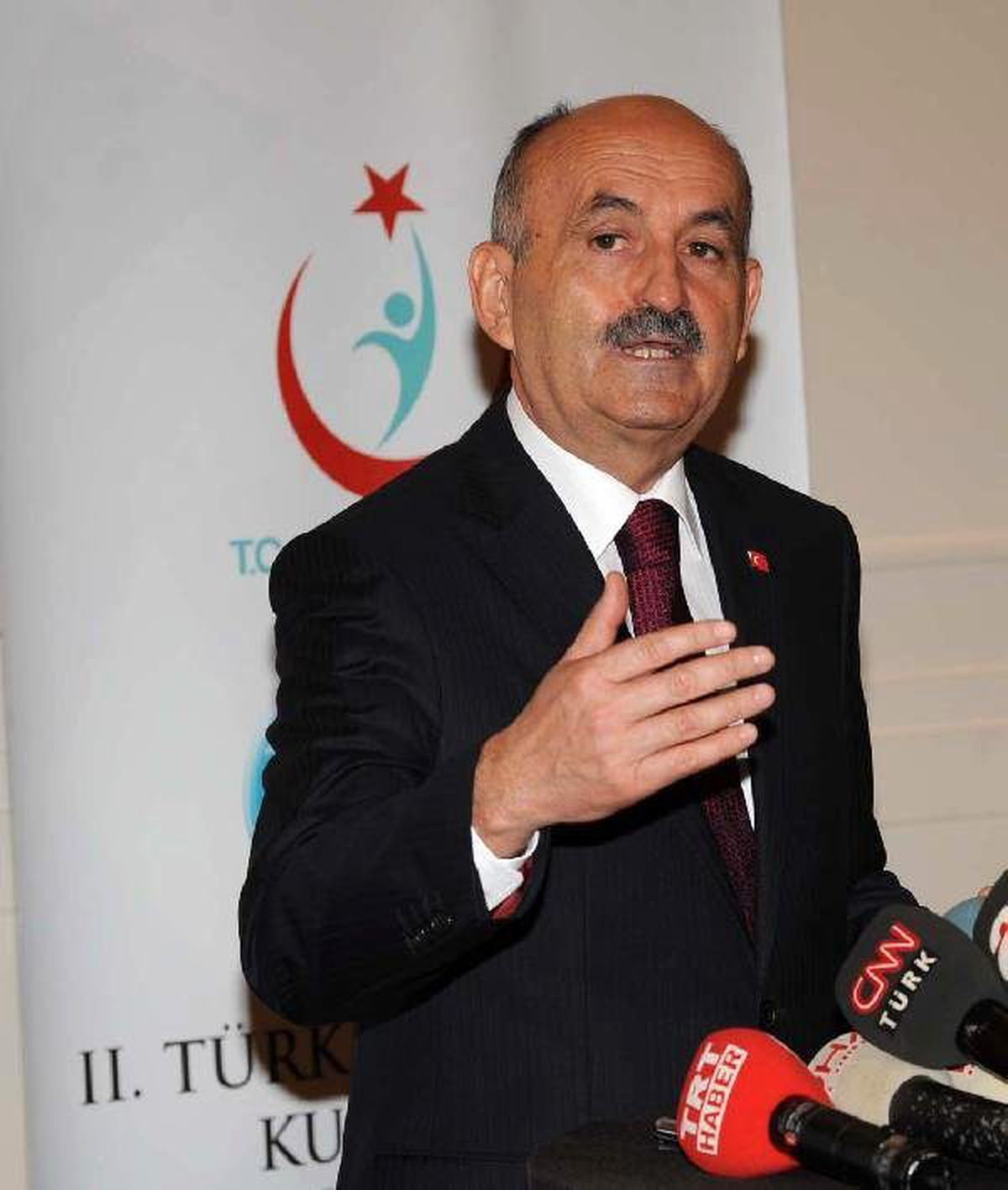 Sağlık Bakanı Müezzinoğlu: (Sahte İçki Zehirlenmeleri) 6 Vatandaşımızı Kaybettik