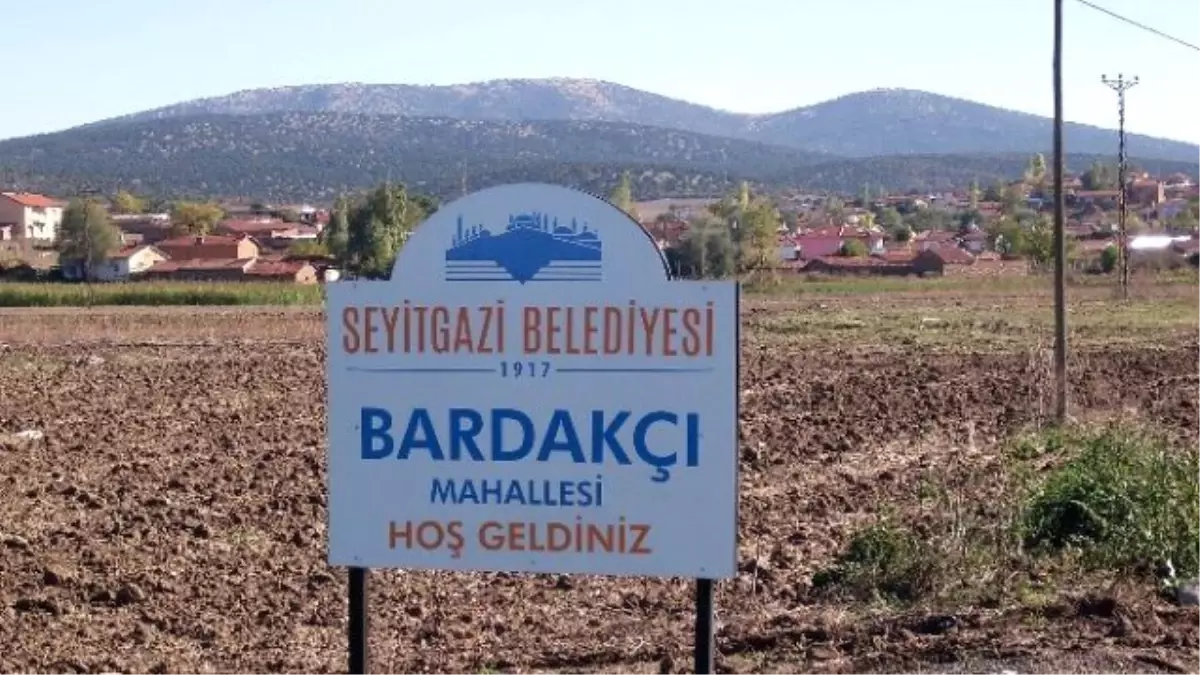 Seyitgazi Belediyesi\'nden Mahallelere Yeni Tabela