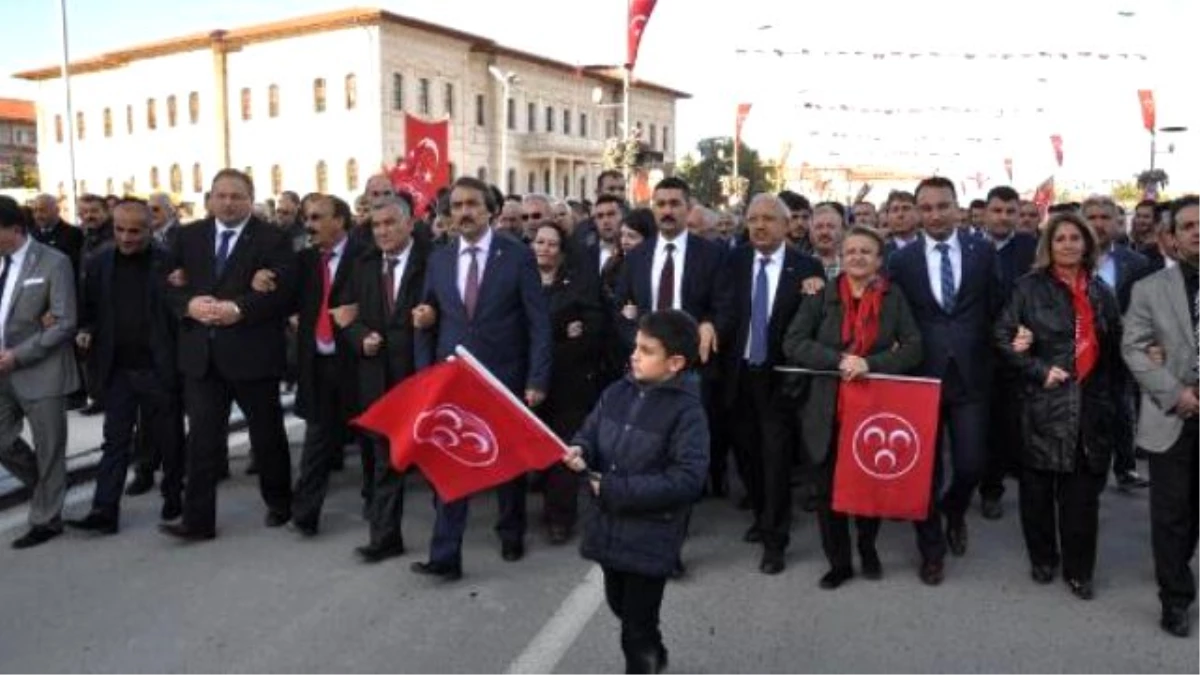 Sivas\'ta Cumhuriyet İçin Yürüdüler