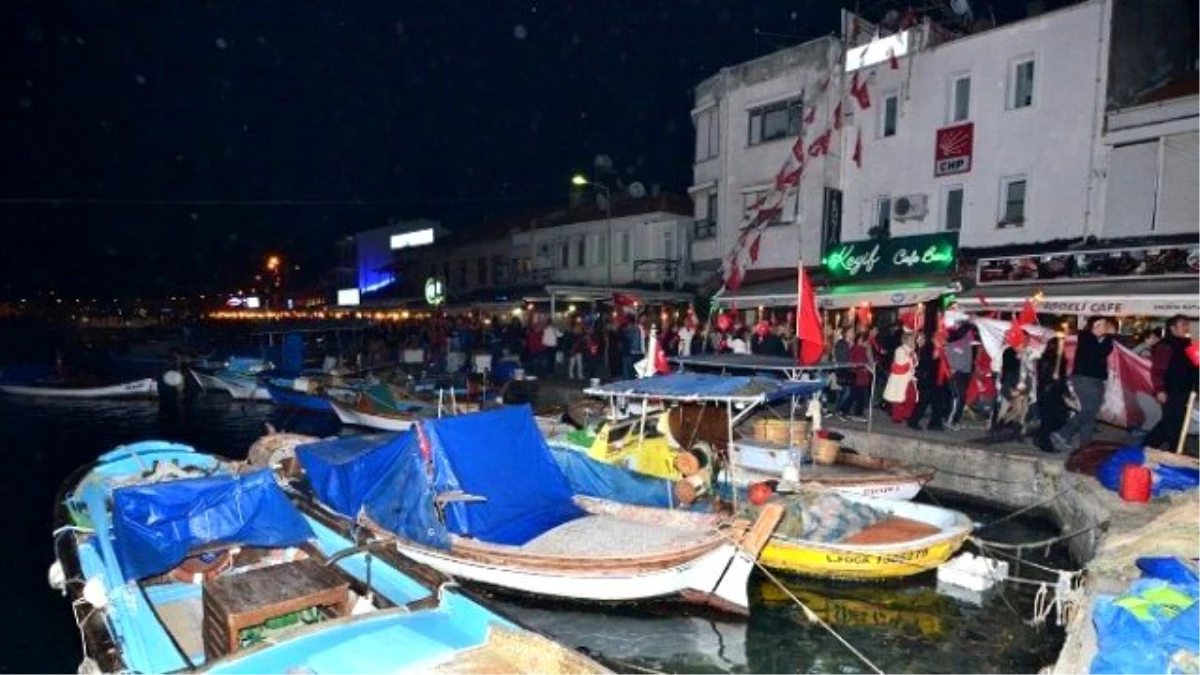 Foça\'da Cumhuriyet Bayramı Kutlandı