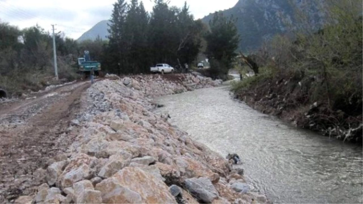 Kumluca ve Finike Dereleri Kışa Hazır