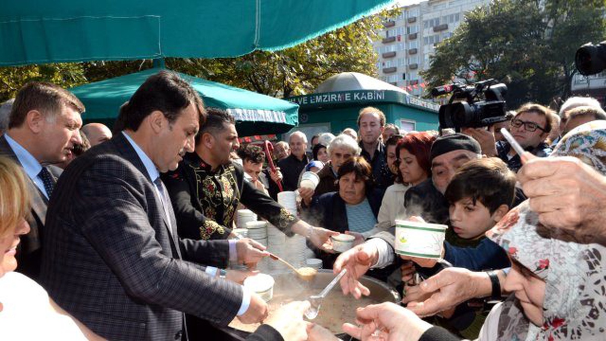 Osmangazi\'den \'Kardeşlik Tadında\' Aşure