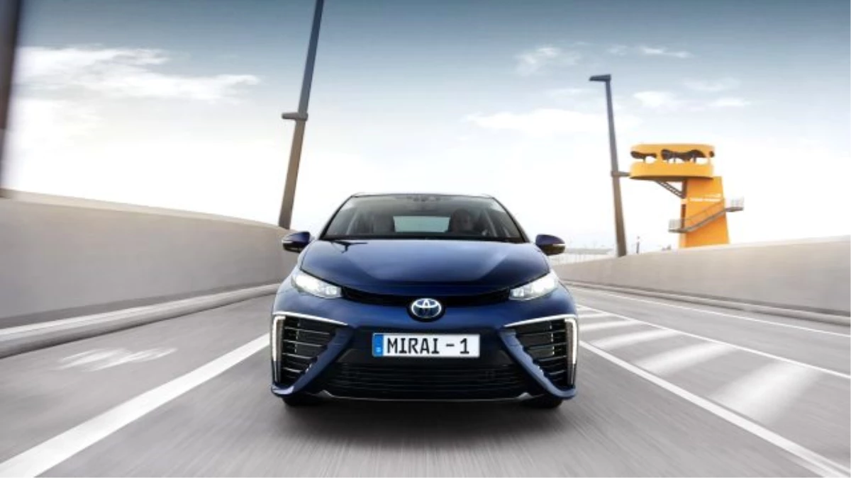 Toyota Mirai, "Geleceğe Dönüş" Filmi İle Aynı Tarihi Baz Aldı